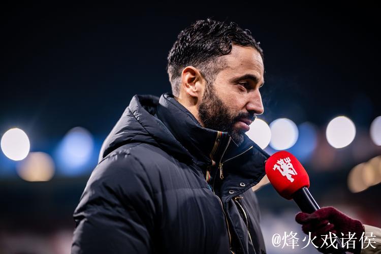 阿莫林:比赛失利源于细节欠缺,而非阵型选择问题 阿莫林:比赛失利源于细节欠缺,而非阵型选择问题